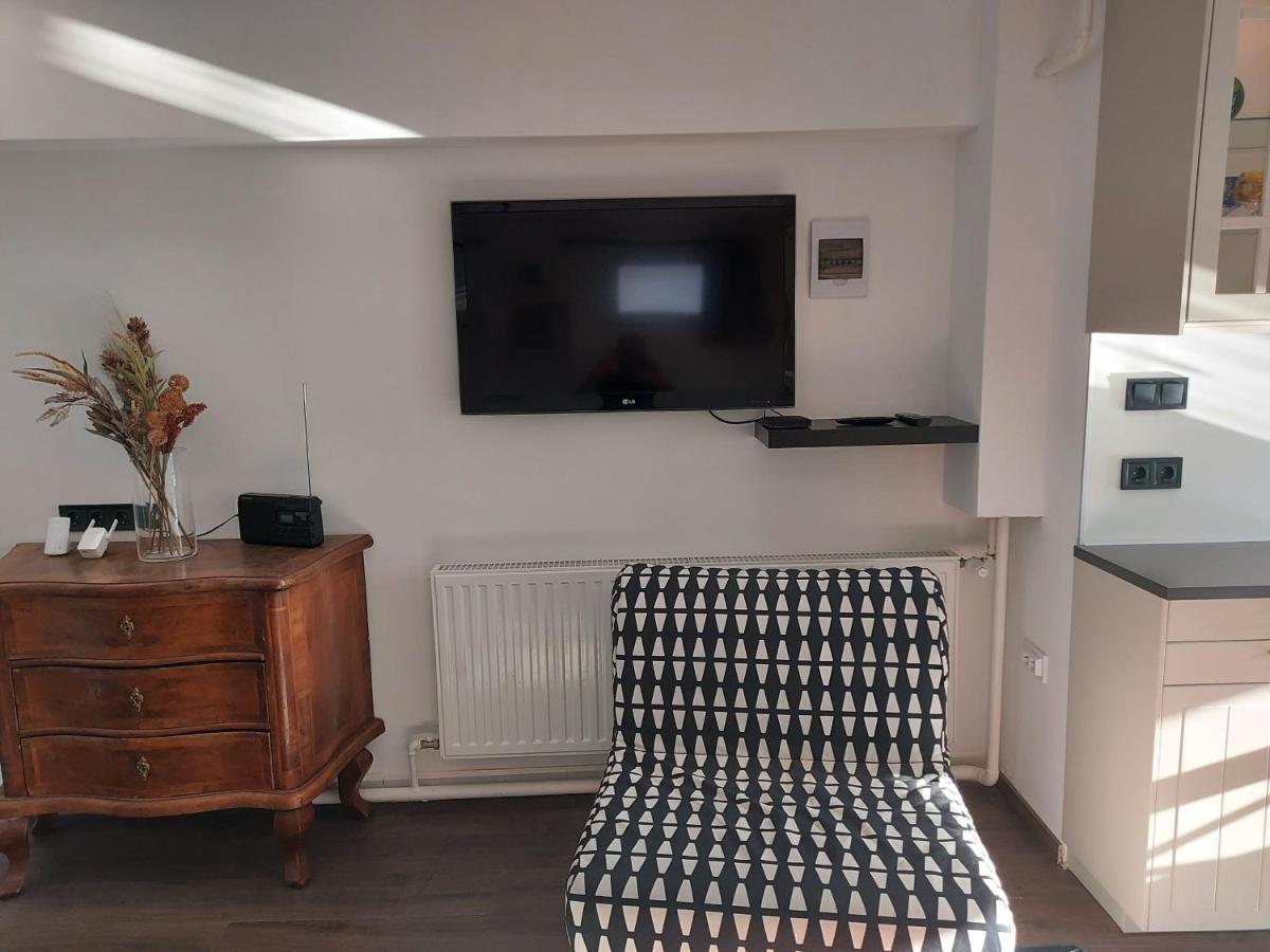 2+2Szemelyes Apartman Kerttel Leilighet Székesfehérvár Eksteriør bilde